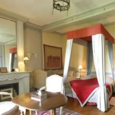 Chateau De Beaulieu 4*