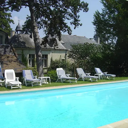 Bed & Breakfast Chateau De Beaulieu 4*