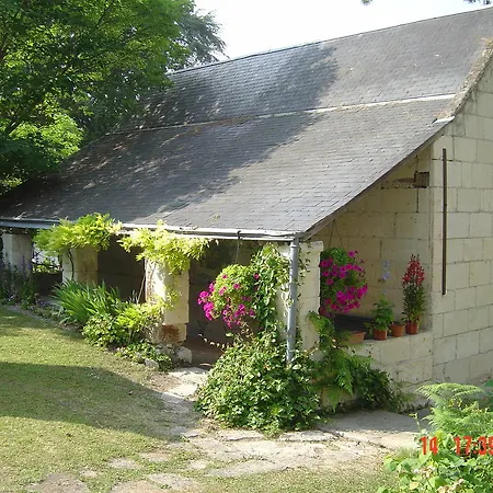 Bed & Breakfast Chateau De Beaulieu 4*