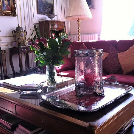 Bed & Breakfast Chateau De Beaulieu 3*