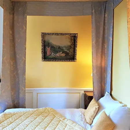 Chateau De Beaulieu Bed and Breakfast
