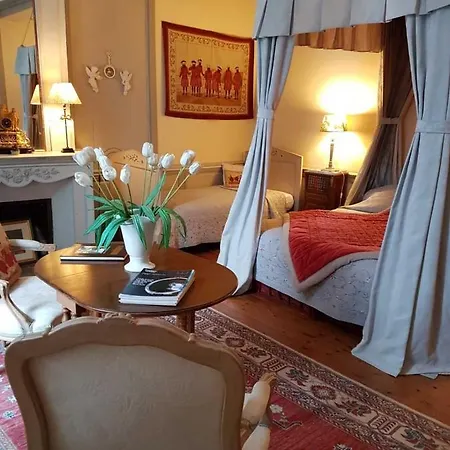 Chateau De Beaulieu Bed and Breakfast Saumur