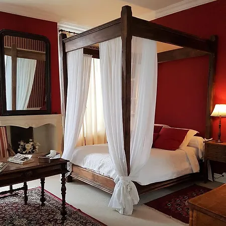 Chateau De Beaulieu 4*