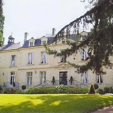 Chateau De Beaulieu Bed & Breakfast 3*