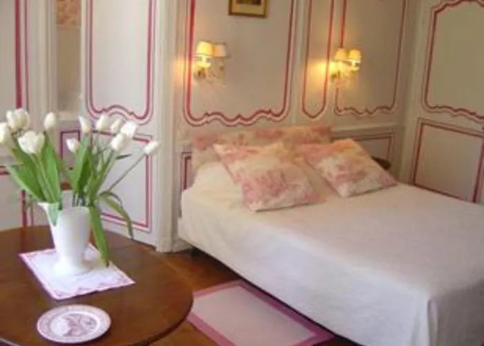 ベッド・アンド・ブレックファスト Chateau De Beaulieu 4*