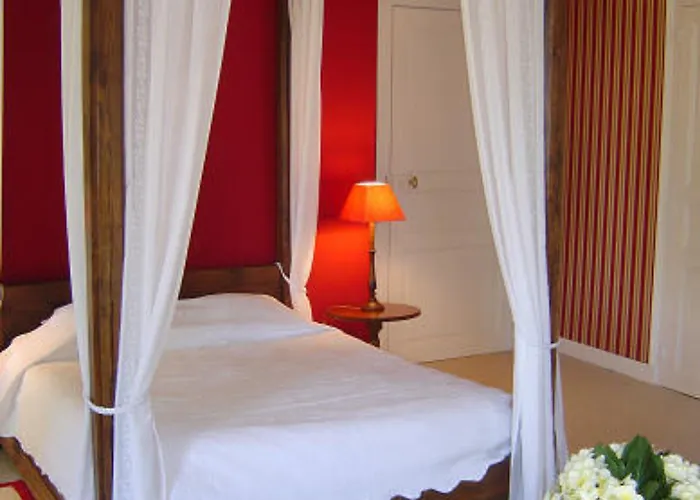 Bed & Breakfast Chateau De Beaulieu 4*