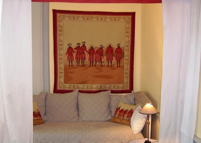 Bed & Breakfast Chateau De Beaulieu Saumur