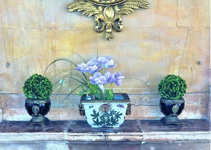 Bed & Breakfast Chateau De Beaulieu 4*